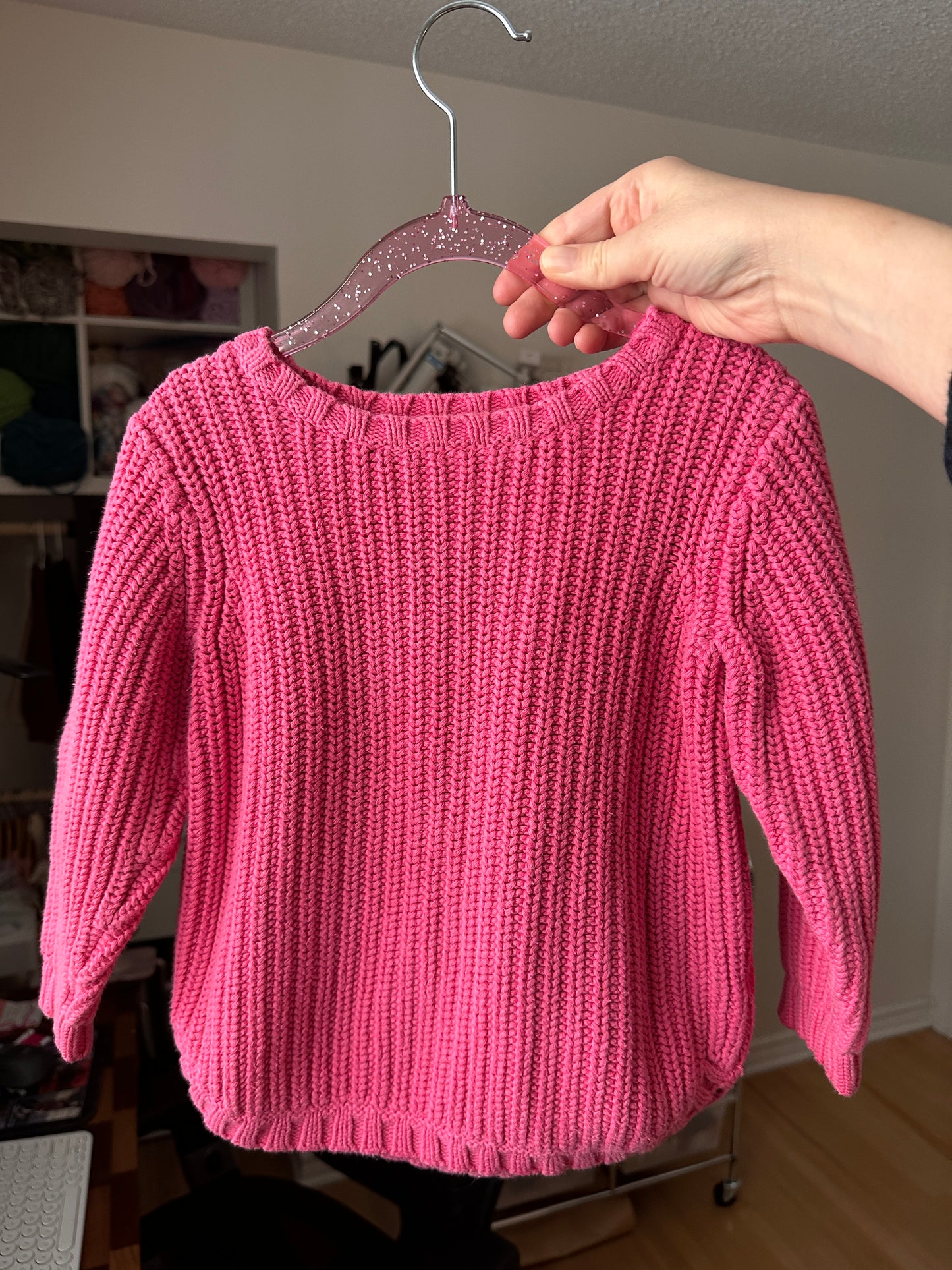PRELOVED 4T Hot Pink Knit Sweater
