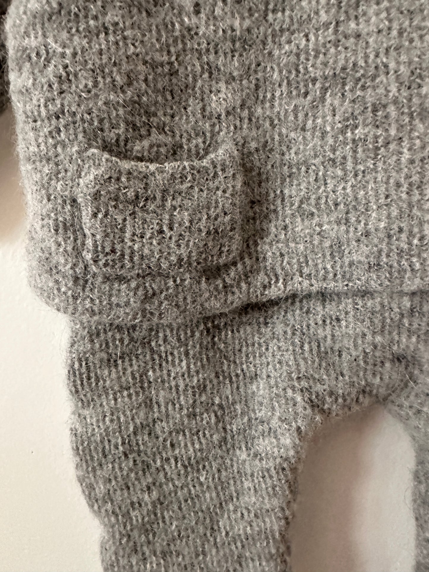 PRELOVED 3 - 6M Grey Knit Set