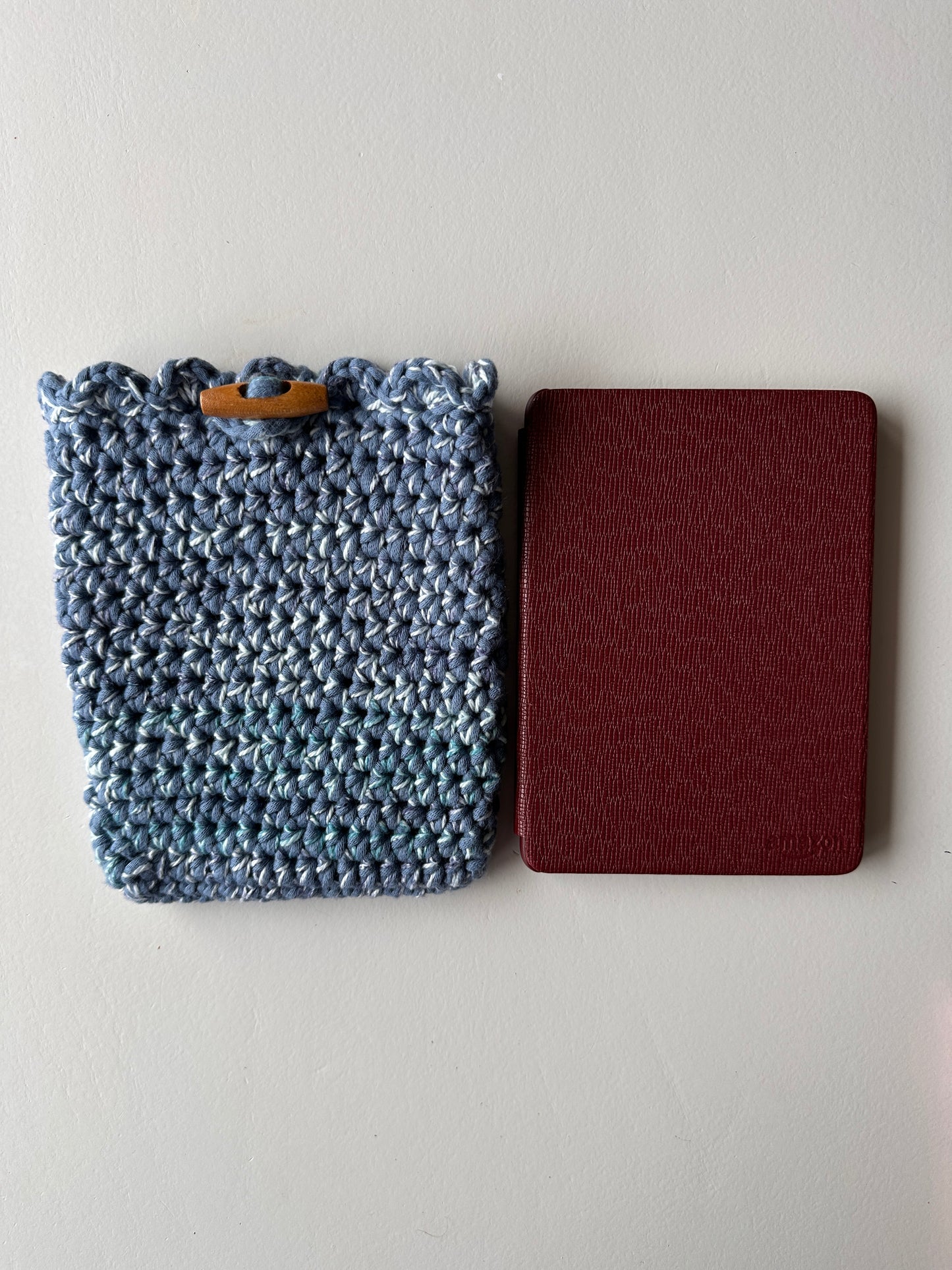 Double Blue E-Reader Sleeve (5 x 7)